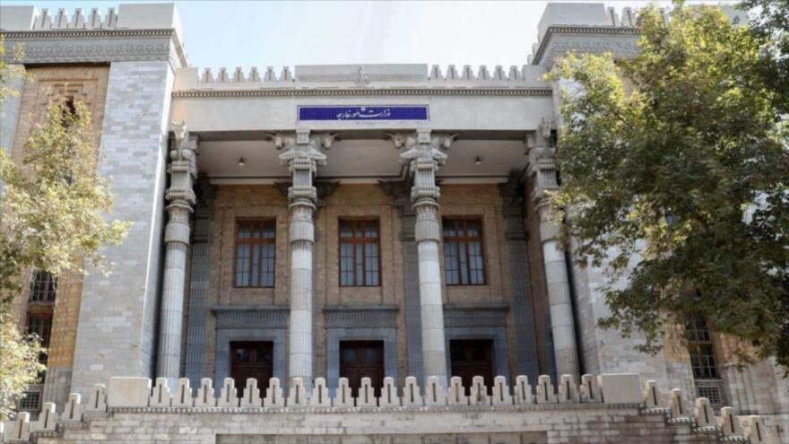Irán insta a Irak a actuar ante maniobras de EEUU para restringir vuelos