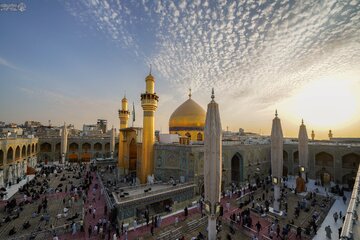 Photos: A Sacred Friday of Prayer and Devotion at the Holy Shrine of Imam Ali