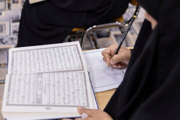 تقرير مصور/ اختتام دورة (هُدىً للناس) الثانية لمدرّسات التربية الإسلامية بكربلاء المقدسة