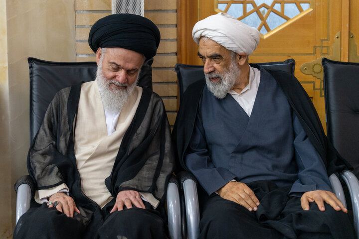 مراسم با شکوه بزرگداشت مجاهد کبیر شهید سید حسن نصرالله در حرم بانوی کرامت