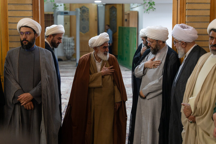 مراسم با شکوه بزرگداشت مجاهد کبیر شهید سید حسن نصرالله در حرم بانوی کرامت