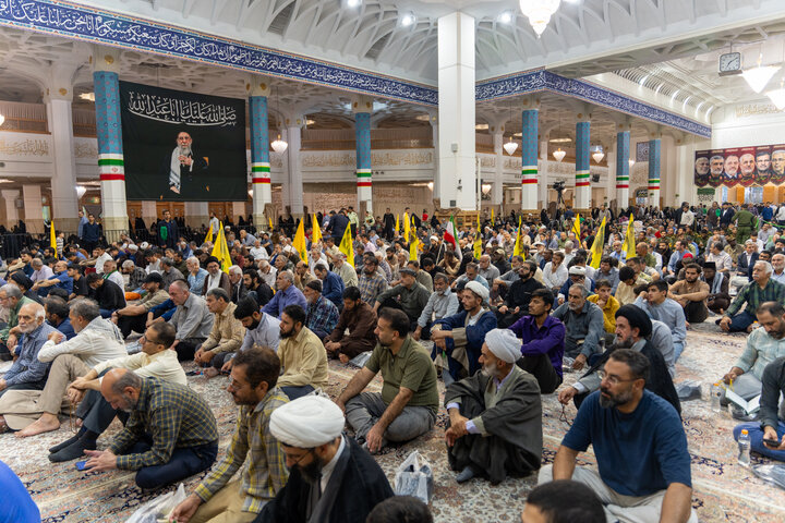 مراسم با شکوه بزرگداشت مجاهد کبیر شهید سید حسن نصرالله در حرم بانوی کرامت