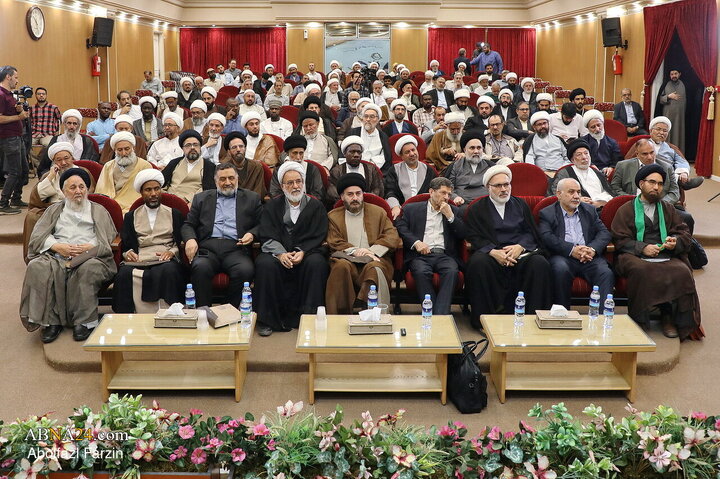 Photos: Unveiling ceremony of book "A Jurist from Karbala"