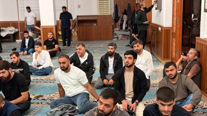 Tbilisi Ahl al-Bayt Mosque Hosts Friday Prayer and Sermon on Oppression and Pessimism