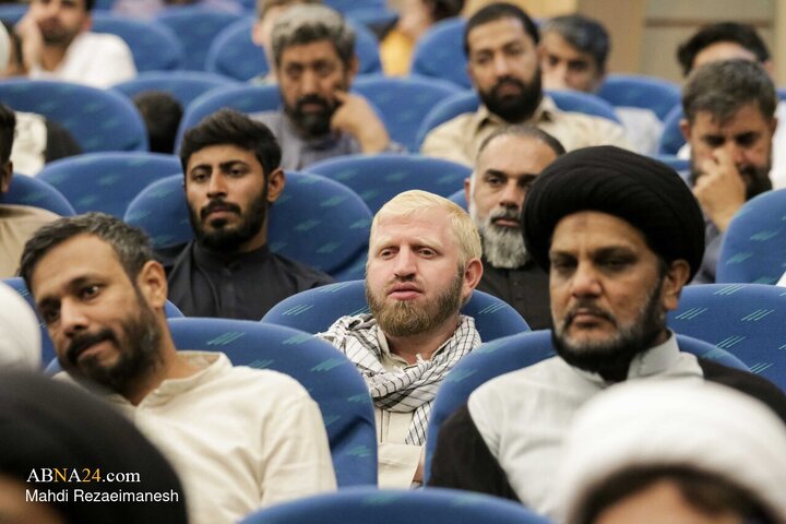 تقرير مصور/ بحضور جاليات اسلامية وعربية..إقامة مؤتمر "شهداء المقاومة" في مدينة قم المقدسة