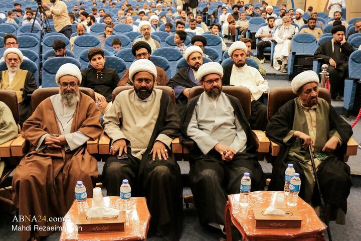 تقرير مصور/ بحضور جاليات اسلامية وعربية..إقامة مؤتمر "شهداء المقاومة" في مدينة قم المقدسة