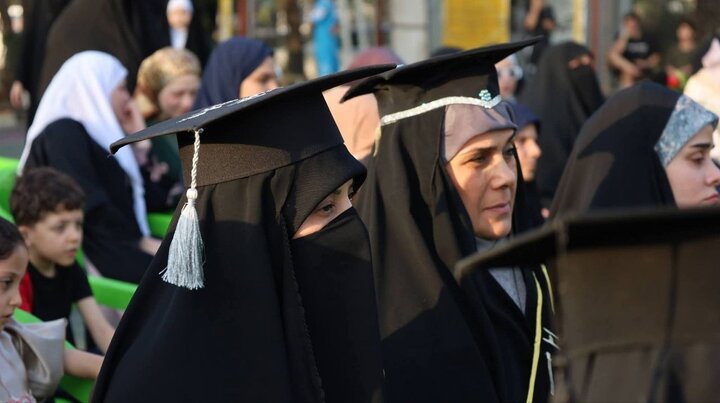 تقرير مصور/ معهد السيّدة معصومة (ع) يحتفي بتخرج كوكبة من طالباته في بغداد