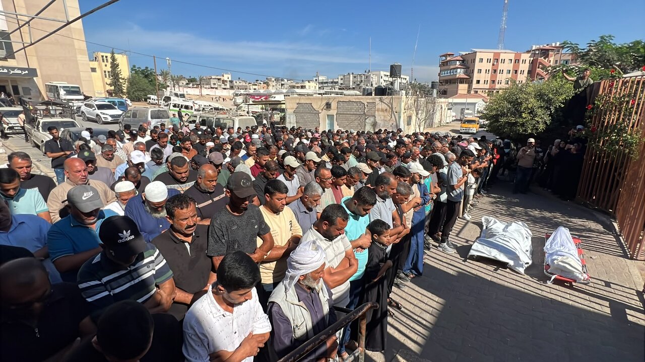 Eight Palestinians Killed in New Israeli Strikes Across Gaza