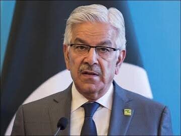 ریاست اورخیبرپختونخوا کا مسئلہ سیاست نہیں بلکہ دہشتگردی ہے، وزیر دفاع