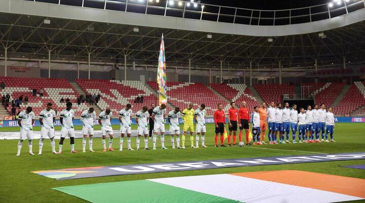 Ireland players refuse handshakes with Israelis, wear black armbands in UEFA Nations League