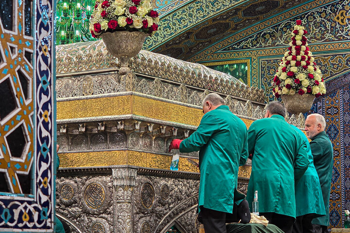 Photos: Cleaning ceremony of Imam Reza holy shrine
