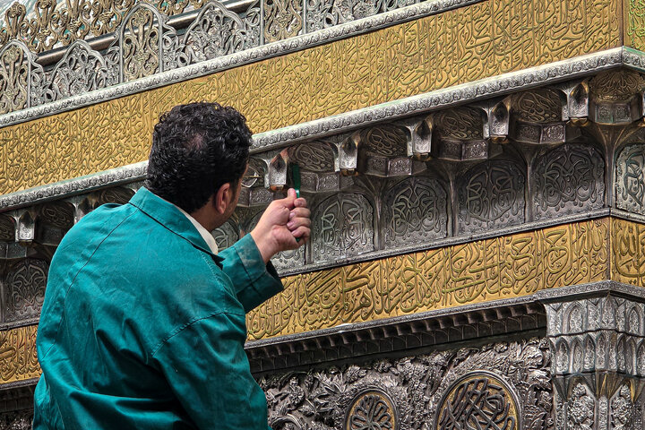 Photos: Cleaning ceremony of Imam Reza holy shrine