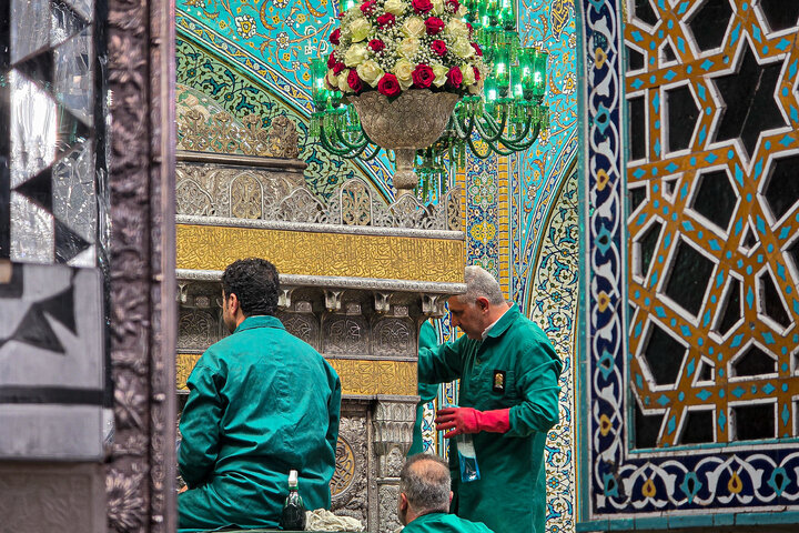Photos: Cleaning ceremony of Imam Reza holy shrine