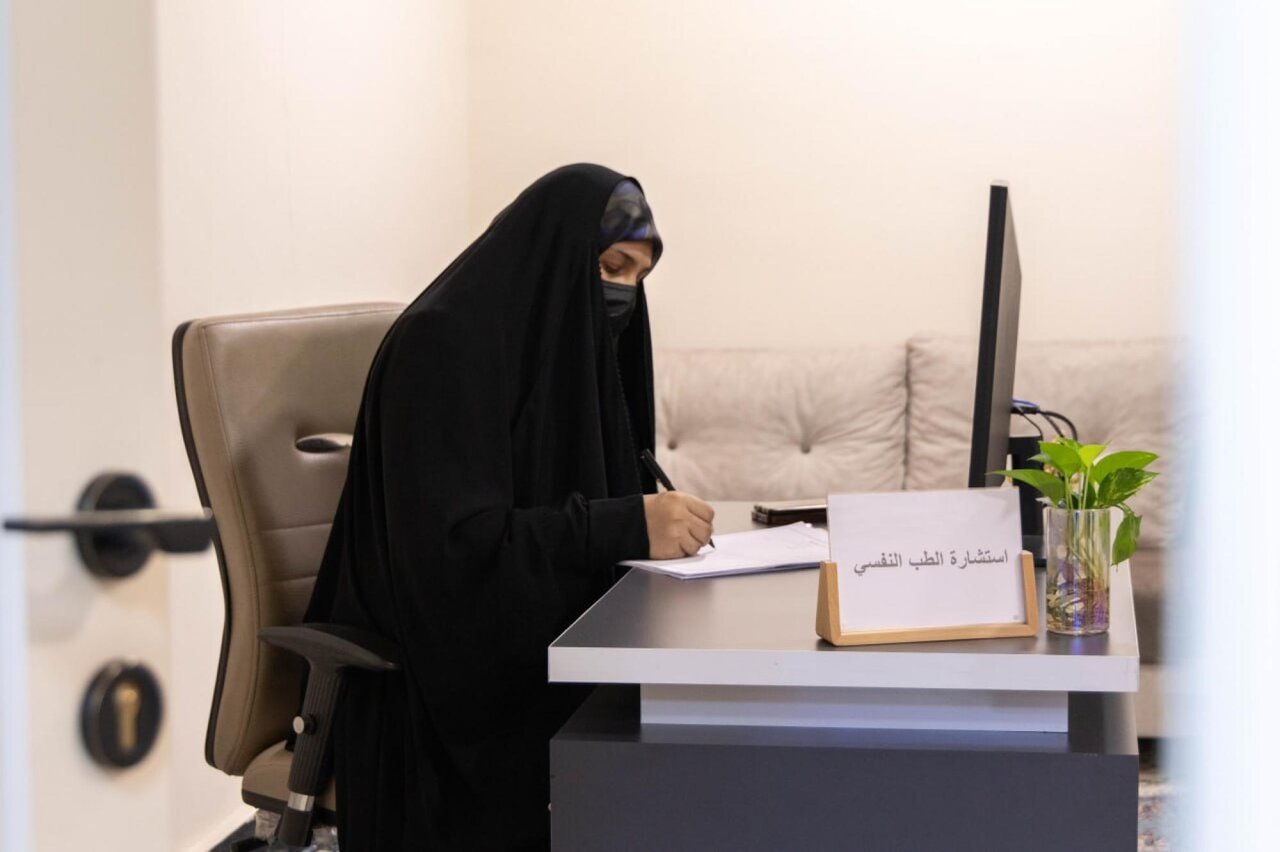 Al-Abbas Holy Shrine’s Family Culture Center Provides 529 Online Consultations in September