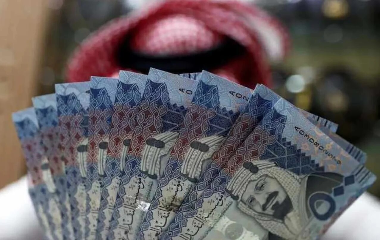"فيتش": البيان التمهيدي لميزانية السعودية يشير إلى ضغوط مالية بسبب الحرب
