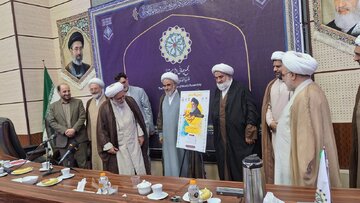گزارشی از آیین رونمایی از فراخوان کنگره بین‌المللی» امناءالرسل «؛ تأکید بر ظرفیت بالای هرمزگان در خط مقدم جنگ رمضان برای میزبانی از همایش