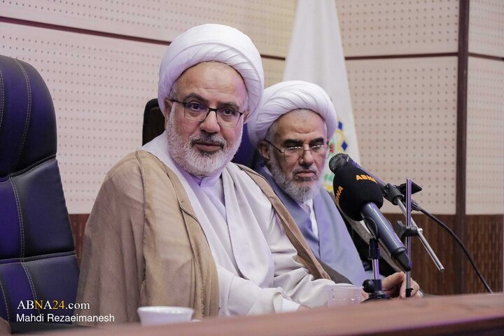 آیین رونمایی از فراخوان کنگره بین‌المللی «امناء‌الرسل»
