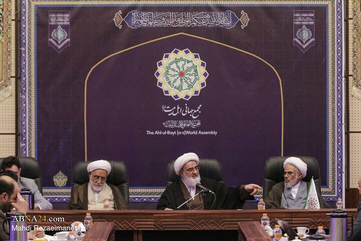 آیین رونمایی از فراخوان کنگره بین‌المللی «امناء‌الرسل»