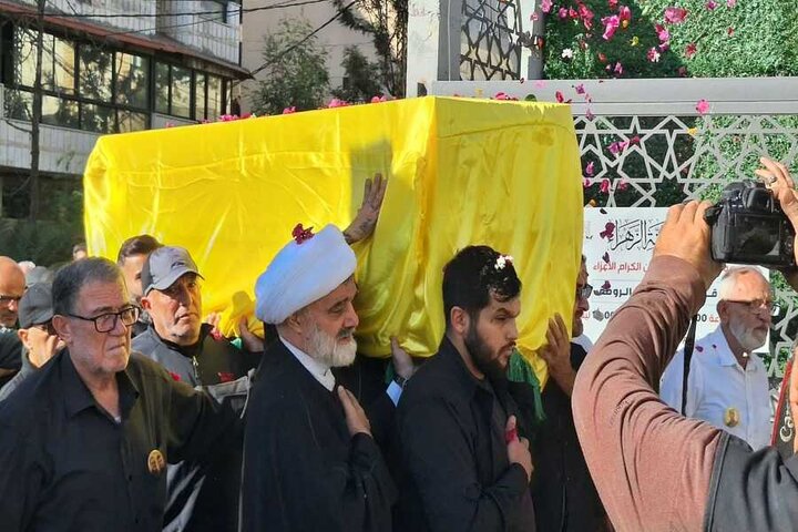 تقرير مصور/ مراسم تشييع لشهيدة في روضة جنة الزهراء (ع) بمنطقة الكفاءات اللبنانية