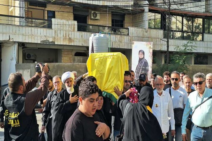 تقرير مصور/ مراسم تشييع لشهيدة في روضة جنة الزهراء (ع) بمنطقة الكفاءات اللبنانية