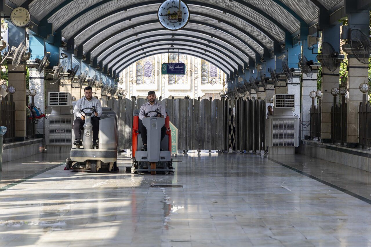 Washing and carpeting of the covered areas designated for visitor rest