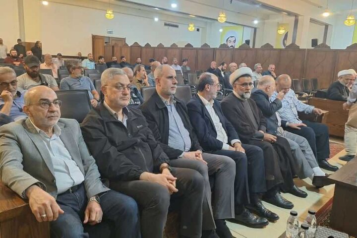تقرير مصور/ حزب الله يقيم احتفالًا تكريميًا لمناسبة الذكرى الثانية لاستشهاد السيد الحسيني ونجله