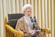 آية الله جوادي الآملي: يمكن تغيير المجتمع من خلال الأخلاق والتعليم والكلمة الطيبة
