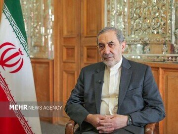 ڕاوێژکاری ڕێبەری باڵای ئێران: کێشەی ئەمریکا شۆڕشی ئیسلامی ئێران نییە