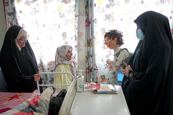Photos: Presence of servants of Razavi Holy Shrine at Akbar Hospital in Mashhad