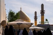 تقرير مصور/ سامراء المقدسة تستقبل الزوار وسط أجواء من الإيمان والخشوع