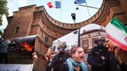 Estudiantes iraníes protestan contra represión estudiantil en Francia