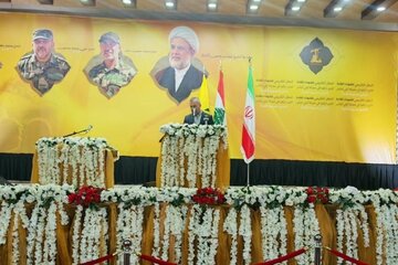 فضل الله: نحن نستند اليوم الى قوة إيران الكبرى التي لجمت أمريكا وإسرائيل