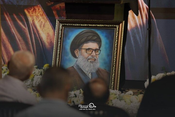 تقرير مصور/ إحياء أمسية شعرية في مرقد السيد الهاشمي في دير قانون النهر اللبنانية