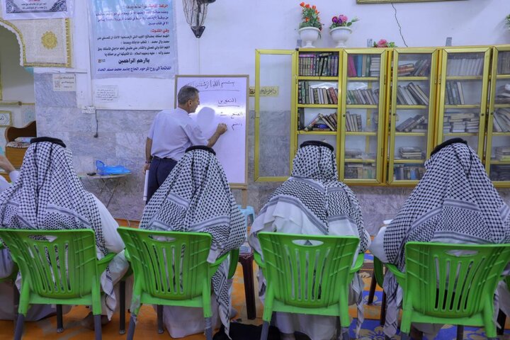 تقرير مصور/ العتبة العباسية تقيم دورة قرآنية في إتقان قواعد القراءة الصحيحة بالنجف الأشرف
