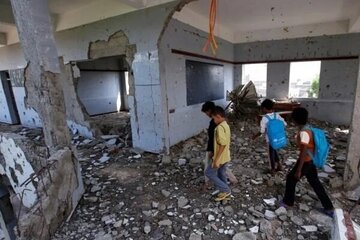 Caças sauditas voltam a atacar uma escola no Iêmen