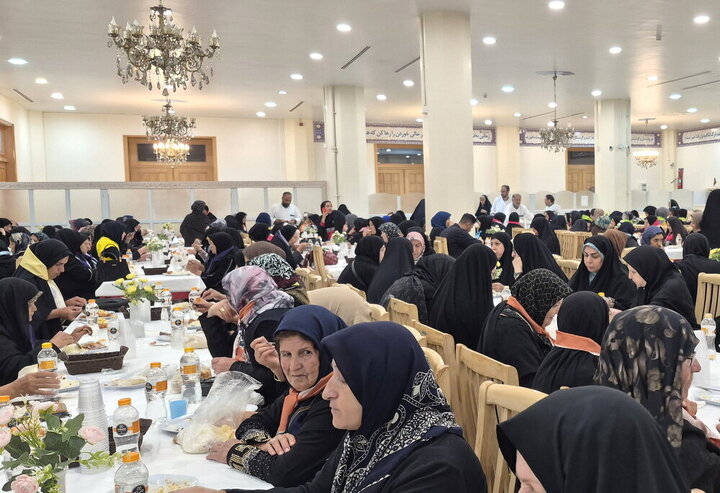 تقرير مصور/ مضيف العتبة المعصومية المقدسة في قم يستضيف الزوار