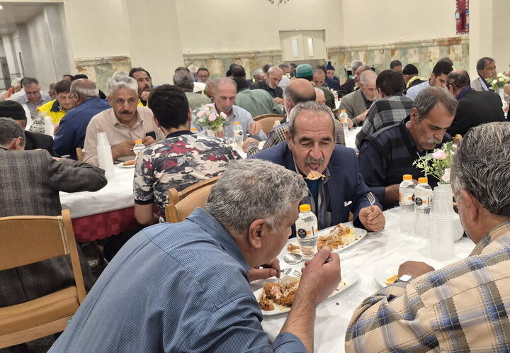 تقرير مصور/ مضيف العتبة المعصومية المقدسة في قم يستضيف الزوار