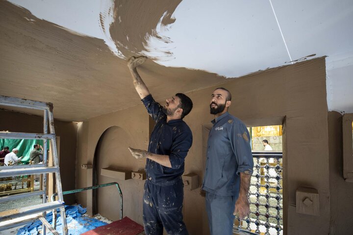 تقرير مصور/ نصب بيت الأحزان الفاطمي في صحن أبي الفضل العباس (ع) وفقًا للرواية الثانية