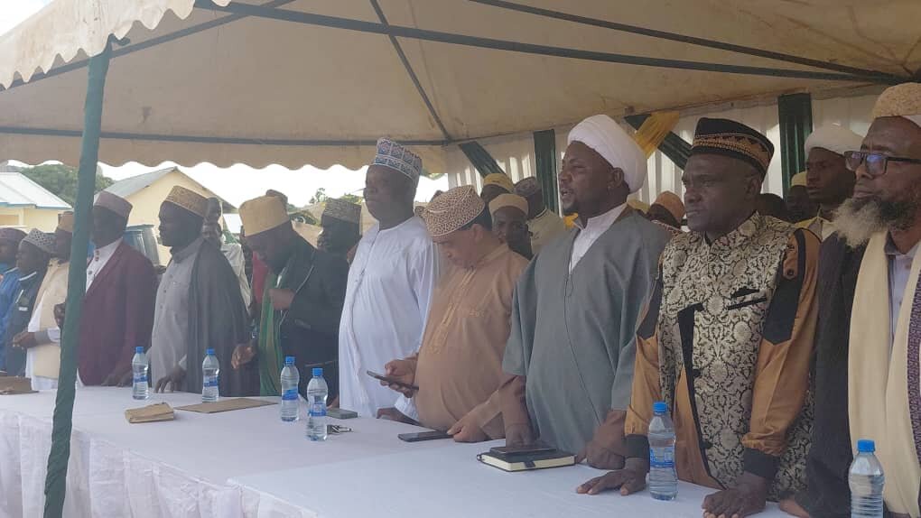 Masheikh wa Tanzania Ithnaa Ashara Community (T.I.C.) Washiriki Maadhimisho ya Maulidi ya Mtume Muhammad (s.a.w.w) Ushetu, Kahama +Picha