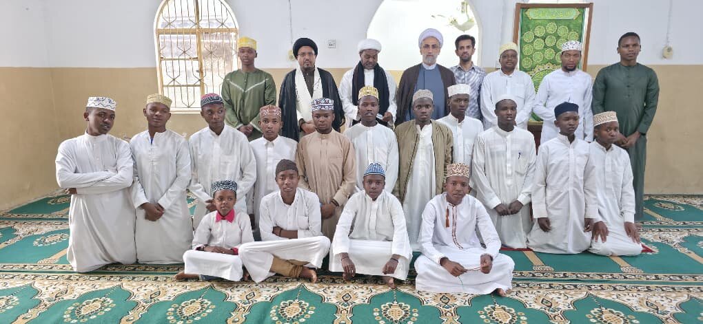 Dkt. Ali Taqavi Ahimiza Wanafunzi wa Khatamul-Anbiyaa Kujifunza Qur’ani na Maarifa ya Ahlul-Bayt (a.s) +Picha