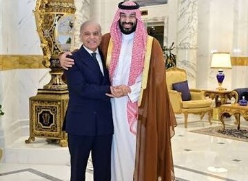 السعودية تجد صعوبة بحماية أراضيها وطلب مساعدة باكستان لمواجهة هجمات الحوثيين