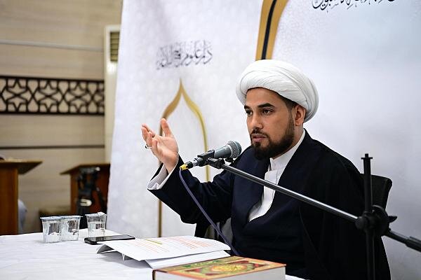 تنظيم محاضرة حول دلائل التوحيد وتنزيه الخالق في فكر أمير المؤمنين(ع)