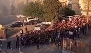فيديو | تظاهرات حاشدة في العاصمة الآذربيجانية احتجاجا على منع المحجبات من دخول المدارس