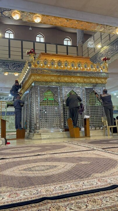 تقرير مصور/ العتبة العباسية تجري صيانة على شباك ومقام "صافي صفا اليماني" في النجف الأشرف
