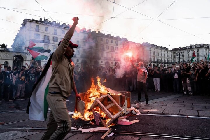 تقرير مصور/ احتجاجات حاشدة في شوارع إيطاليا على قتل الفلسطينيين ودعماً لغزة