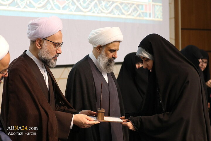آیین اختتامیه هجدهمین جشنواره علمی پژوهشی بانوی کرامت