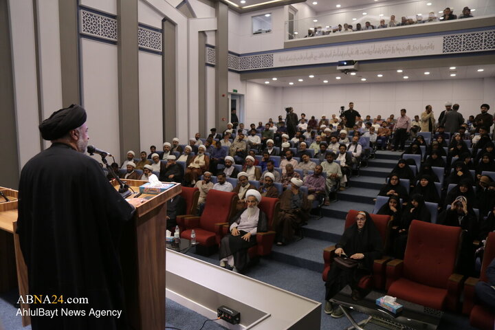 نشست علمی نامه‌های امام شهید به جوانان غرب در قم برگزار شد