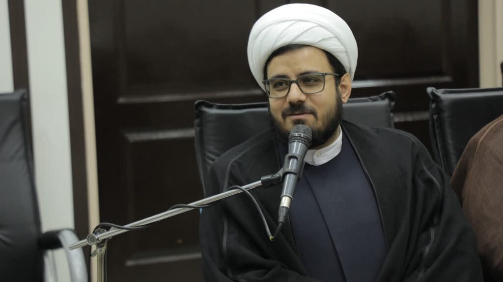 جوان‌گرایی و تحول دو  مطالبه رهبر معظم انقلاب از مراکز حوزوی است