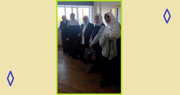 Video \ 117 nömrəli məktəbin Hicablı müəllimələri karantində saxlanılaraq sinifə buraxılmadıqlarına görə etiraz edirlər