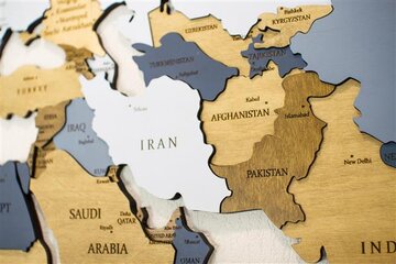 هشدار تهران به کابل و اسلام‌آباد؛ عزیزی: »مرز را به حال خود رها کرده‌اند«